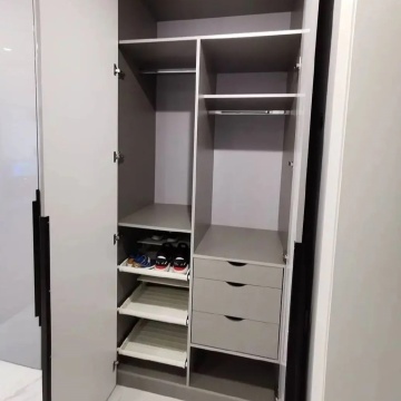 Встроенный шкаф 3